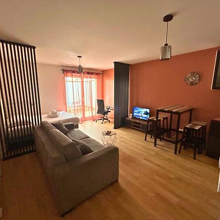 Studio Spacieux 4 Personnes Avec Terrasse Privee & Bureau - Gare A 4Min, Paris En 30Min Villiers-sur-Marne Exterior foto